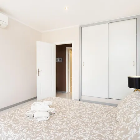 Апартаменты Home2book With Terrace & Pool In Адехе